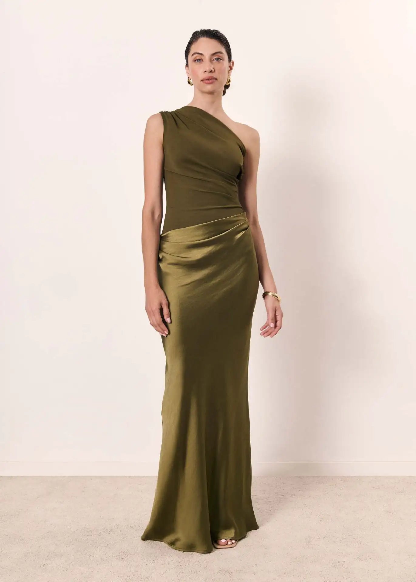 One-Shoulder Satin Flow Dress