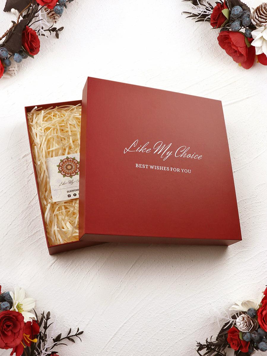 Lattice Macrame Tassel Clutch