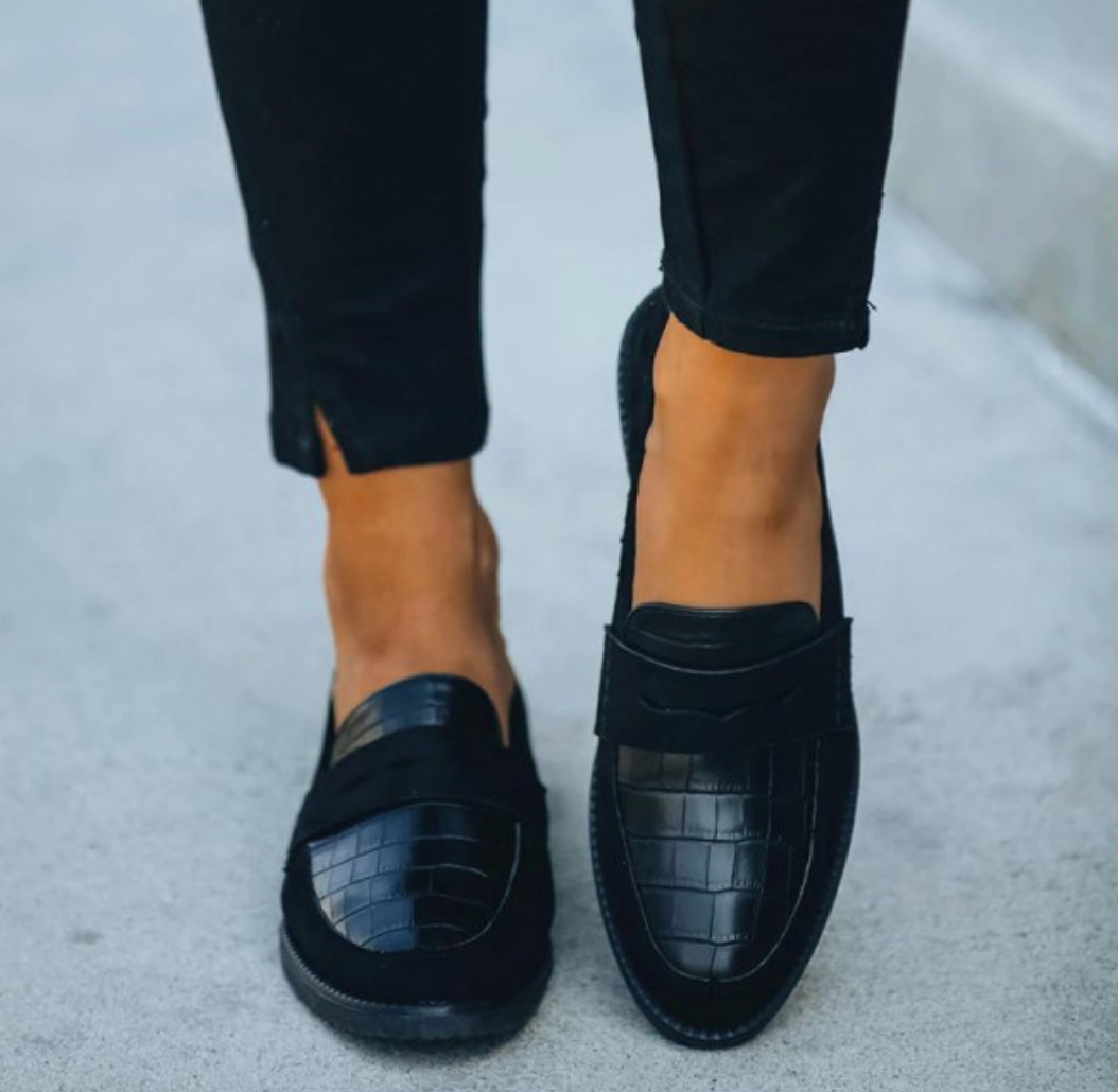 Ava Chic Loafers