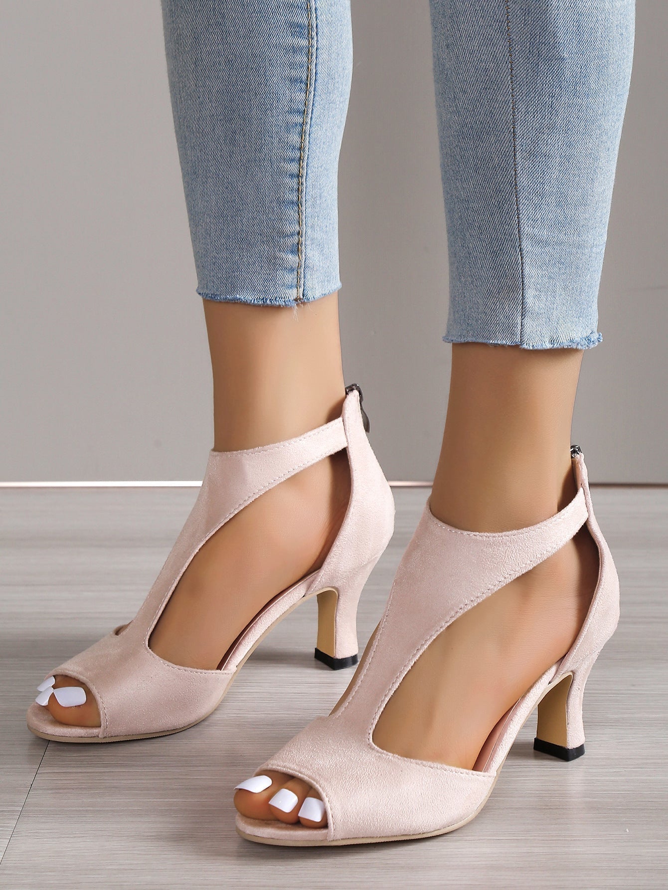 Elara Flow High Heels